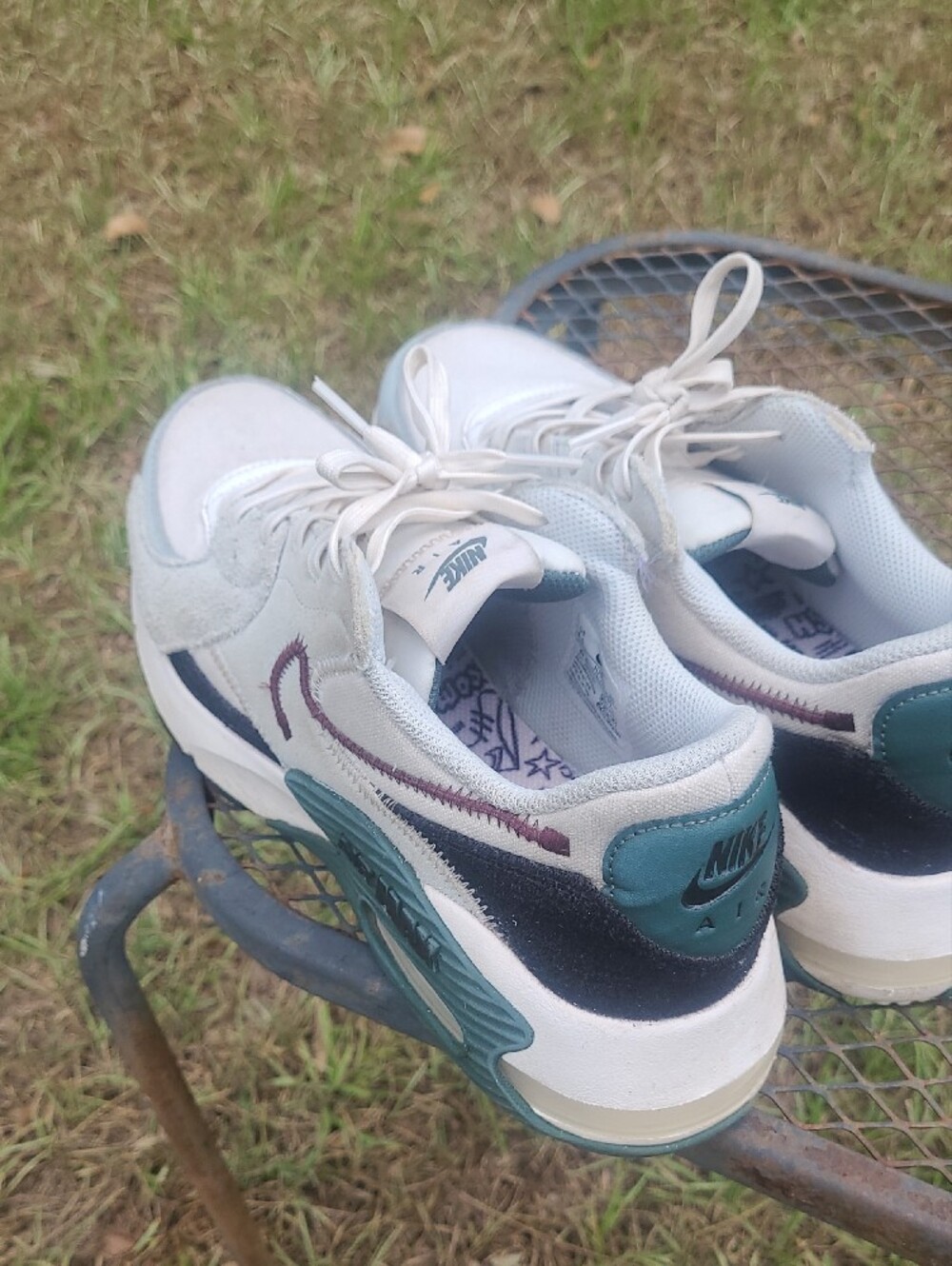 Nike Air Max Sneakers in White, Teal & Burgundy Accent Womens Size 8.5 - Picture 6 of 11